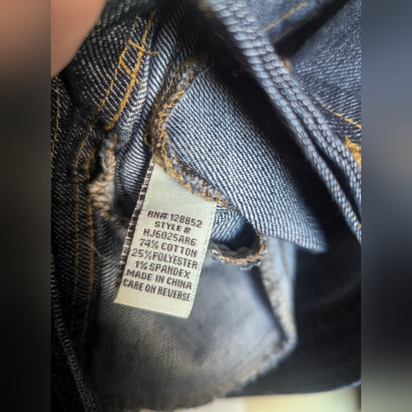 Hot Kiss Large Denim & Lace Jacket - Picture 5 of 6